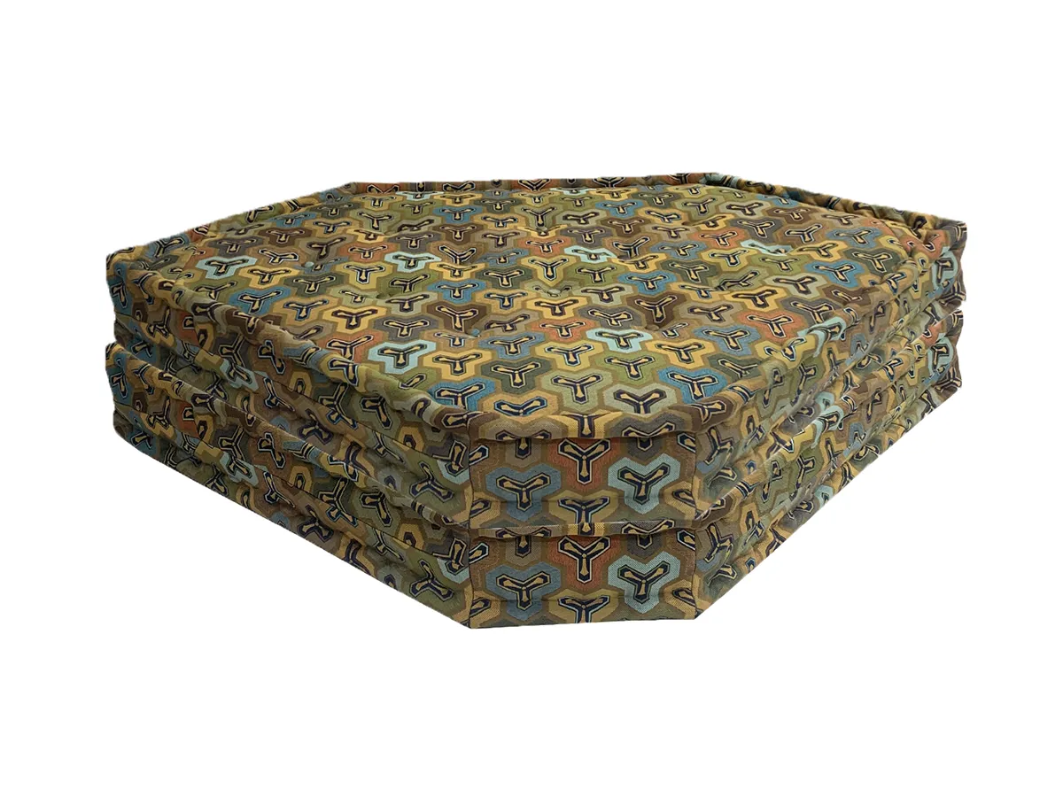 Double-Layer Rounded Corner Cushion 
