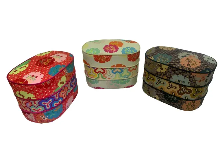 Multi-cushion custom color and pattern matching layout